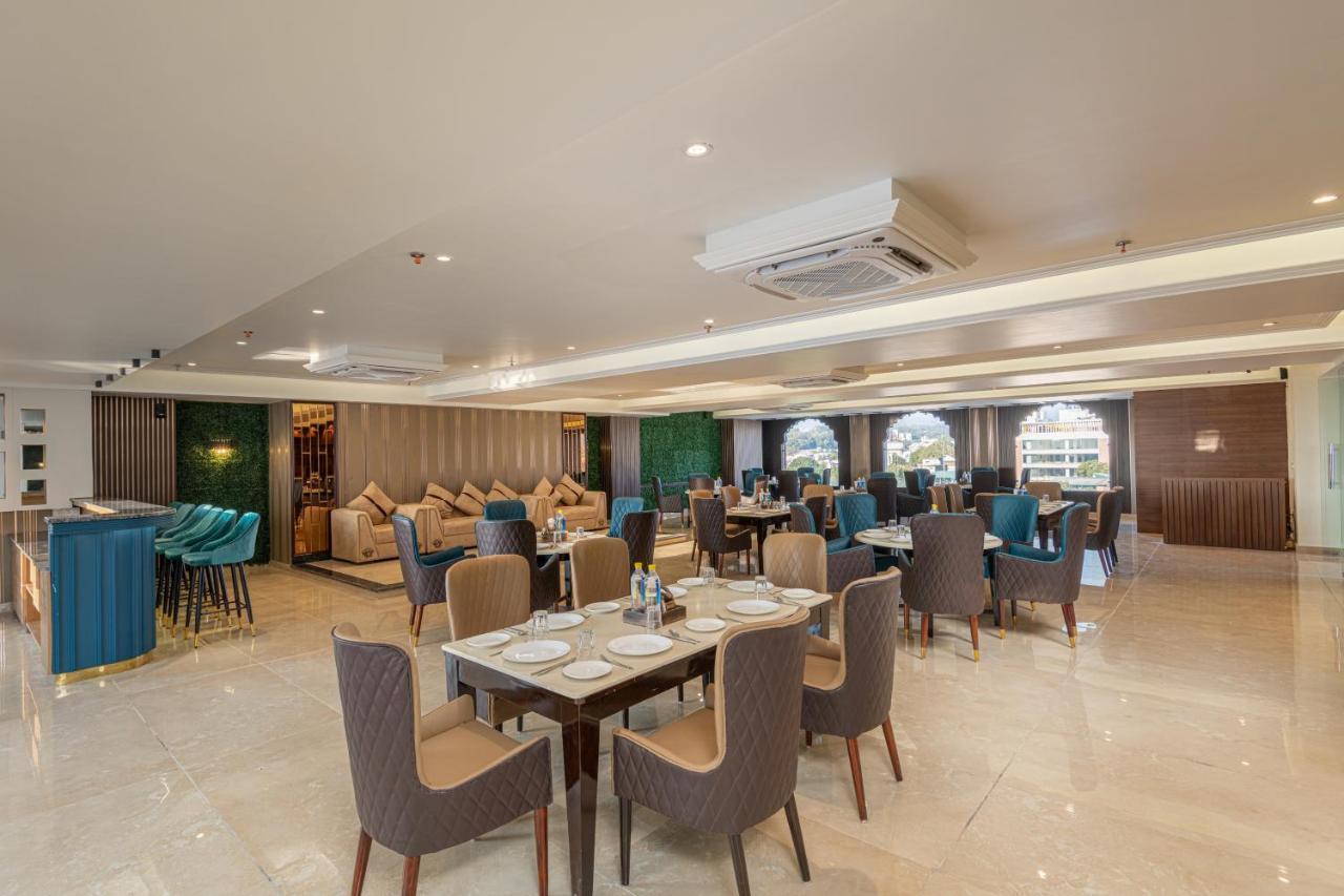 Grand Luxotica By Dls Hotels Dehradun Exterior foto